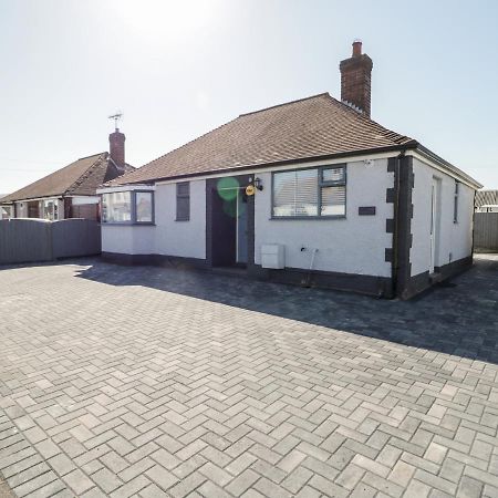 Seaside Retreat Prestatyn Exterior foto