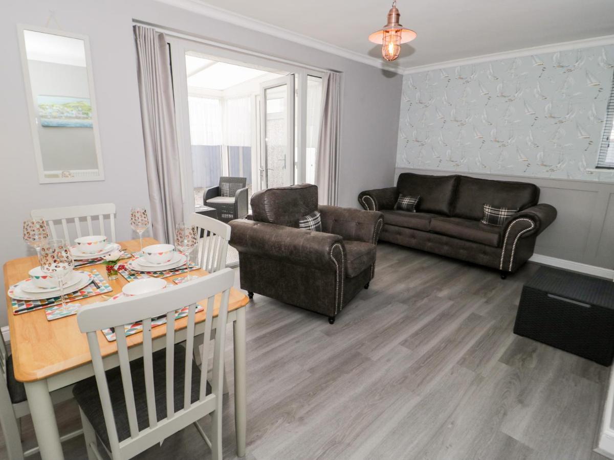 Seaside Retreat Prestatyn Exterior foto